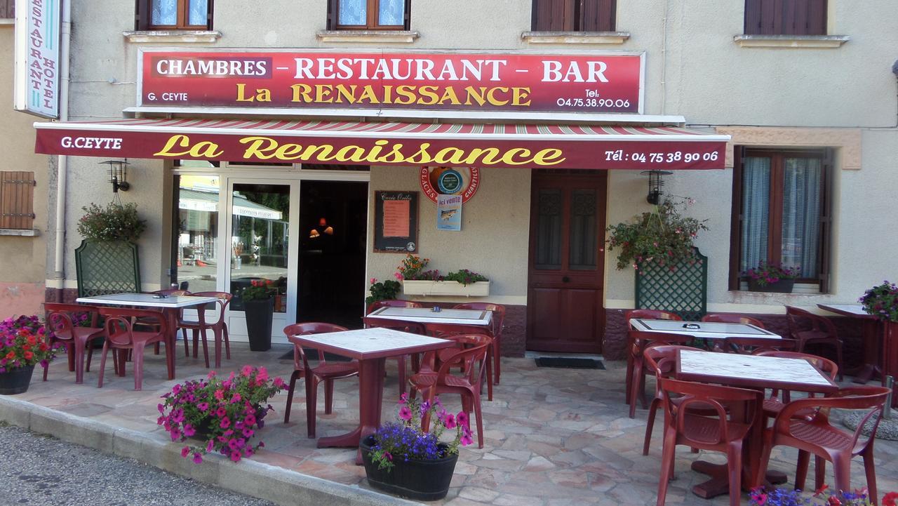 Hotel Restaurant La Renaissance Saint-Cirgues-en-Montagne Eksteriør billede